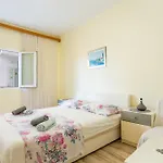 By The Sea Pisak, Omis - 18141 Apartment *